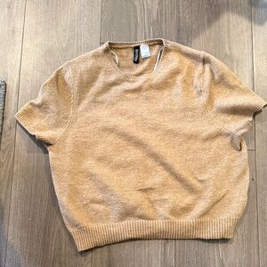 Divided Short-Sleeve Crewneck Sweater in Camel